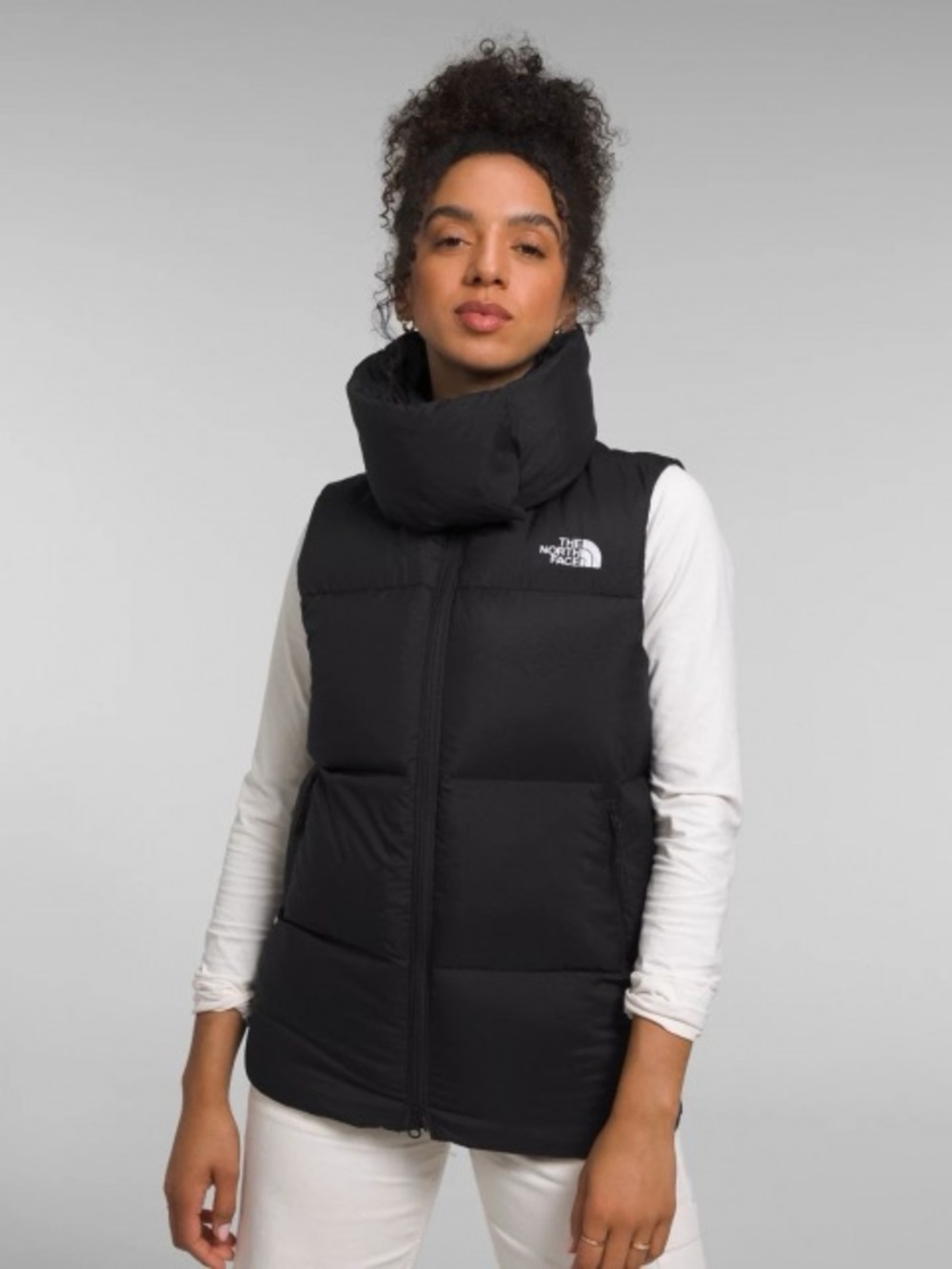 The North Face Women’s 600 Fill Down Hooded Puffer Vest Black L
